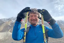 韩媒：韩国“无指登山家”金洪彬坠入冰隙，目前下落不明图片