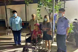 壹现场丨老两口瞒着儿女来京旅游 身无分文的他们在派出所吃上热饭图片