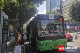 7月30日起 达州60岁以上老人可免费乘坐中心城区公交车图片