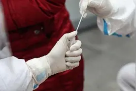 湖北省红安县对重点区域启动全员核酸检测图片