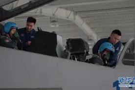 战位：海空一线——海军航空兵某旅聚焦备战打仗记事图片