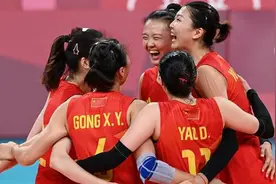 决战东京·战况｜荣誉之战，永不言弃！中国女排3-0意大利图片