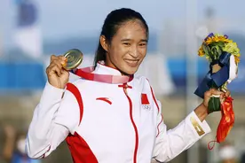 奥运冠军卢云秀唱的《爱拼才会赢》是无数中国人的精神写照图片