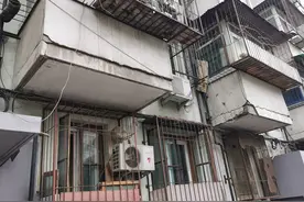 蹊跷，近30年老楼仅部分业主有证，开发商迟迟不“补票上车”图片