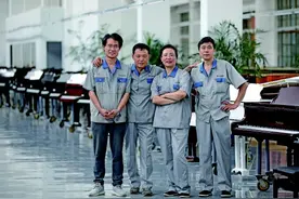 “刚的人”协奏现实版“钢的琴”图片