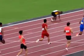 男子4x100接力 日本首棒交接混乱 最终没有成绩图片