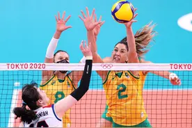 排球——女排半决赛：巴西胜韩国图片