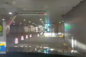 今日聚焦｜济南规定：新能源汽车停车可打折 记者调查：什么5折？8折？根本没打折图片