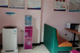 安江高速瓮安东服务区可以为货车司机提供免费淋浴洗衣啦图片