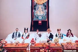 在时尚与传统间展翅成蝶——访西藏本土彩妆品牌创始人德吉卓玛图片