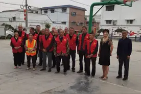 不惧艰险，展现巾帼风范——大块镇闫庄村党支部书记魏素平图片