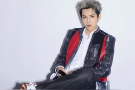 受吴亦凡事件波及！EXO前队友鹿晗、黄子韬疯传「警局做笔录」图片