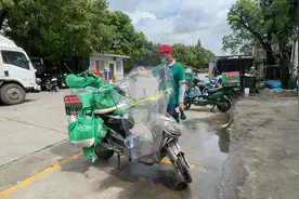 新规要求快递员工作期间要佩戴更高防护级别口罩，现实执行情况如何？图片