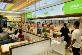 在闵行这里，花一顿工作餐的钱，可以吃到几十个菜图片