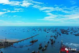 北海开海首日，他们在码头蹲守到了第一波海鲜！图片