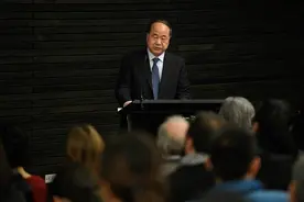 莫言开公众号“神回复”被围观，48分钟破10万+图片