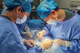 2岁幼儿反复呛奶，竟是甲状腺出问题图片