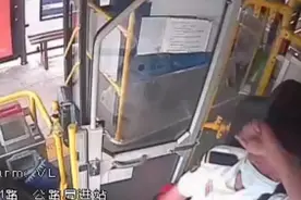 北京公交司机生命尽头救下一车人，他用生命诠释职业的责任与担当图片