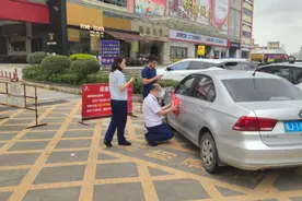 江门开出首张违停消防车通道“电子告知单”图片