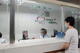 医保卡“一卡通行”施行近一个月，济南已为全省58万余人次提供异地医保个人账户消费服务图片