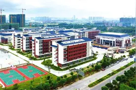 南宁市新学校建设跑出“加速度”， 今年秋季学期22所公办中小学和26所公办幼儿园投入使用！图片