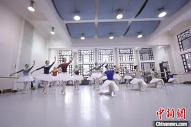 中芭复排古典芭蕾巅峰炫技之作《堂·吉诃德》图片