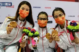 “双金”是如何炼成的？辜海燕母亲：手上死茧很厚图片