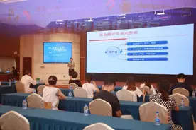 “健康汇客厅”：“三孩”时代已来临，优生优育很重要图片