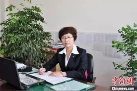 甘肃临洮“教育巾帼”倾心育才30载：严字当头，爱字辅之图片