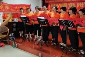 马山头老年红歌团“唱红歌 跟党走”传承红色精神图片