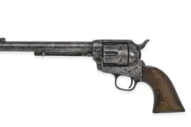 这把拍出603万美元天价的左轮手枪 究竟有何传奇图片