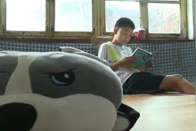 这就是山东｜“逆袭”少年初长成！济南12岁男孩系着尿袋上初中：长大当医生图片