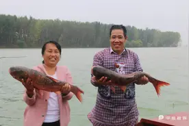 水库开捕渔民笑图片