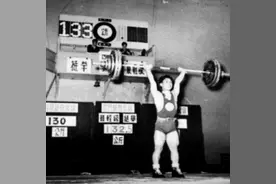 中国有力量！广东一乡镇走出多位举重冠军，19次打破世界纪录图片