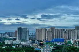 今晨 天空惊现一幅幅绝美的水墨丹青图片