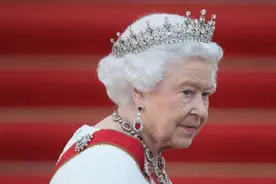 美媒曝光英国政府为应对“女王驾崩”制定的“伦敦桥”计划，惹怒英国人图片