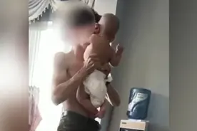 四川南充一男子疑似虐婴 警方通报：已将当事人带回公安机关图片