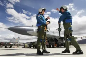 开战机、读名校、卫祖国……看看你能不能成为飞行员图片