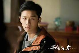 乔家二哥姐弟恋让网友破防丨张晚意：乔二强是“年下小奶狗”，我可不是图片