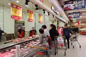 潍坊“10元肉”已成常态，摊贩喊话快来买图片