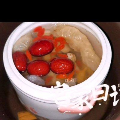 花胶雪耳瘦肉汤 2026年花胶炖雪耳 花胶雪耳瘦肉汤 2026年花胶炖雪耳