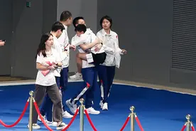 谁不想抱抱可可爱爱的全红婵？图片