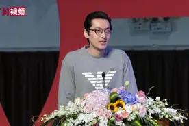 胡歌寄语学弟学妹：上戏不是培养明星和偶像的梦工厂