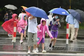 台风“灿都”来袭图片