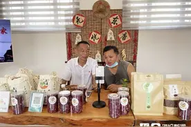 来博览会现场看你pick的主播带货 一起买买买图片
