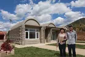 机器人3D打印混凝土建筑——武家庄一农户喜入新居图片