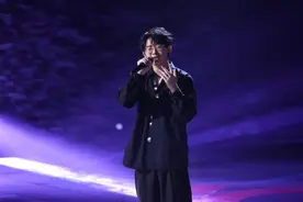 《2021中国好声音》导师对决第二场，伍珂玥致敬经典谭轩辕释放自我图片