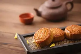 又贵又“野”的月饼，年轻人为什么抢着买丨南财号荐读图片