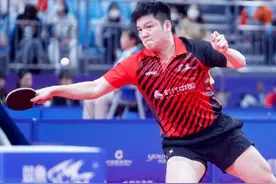 广东男乒苦战五盘挺进决赛 广东北京会师男团决赛图片