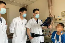 痛悔！浙江妈妈怕儿子长不高，买私教课逼他每天跳绳1000个！医生：无法恢复……图片